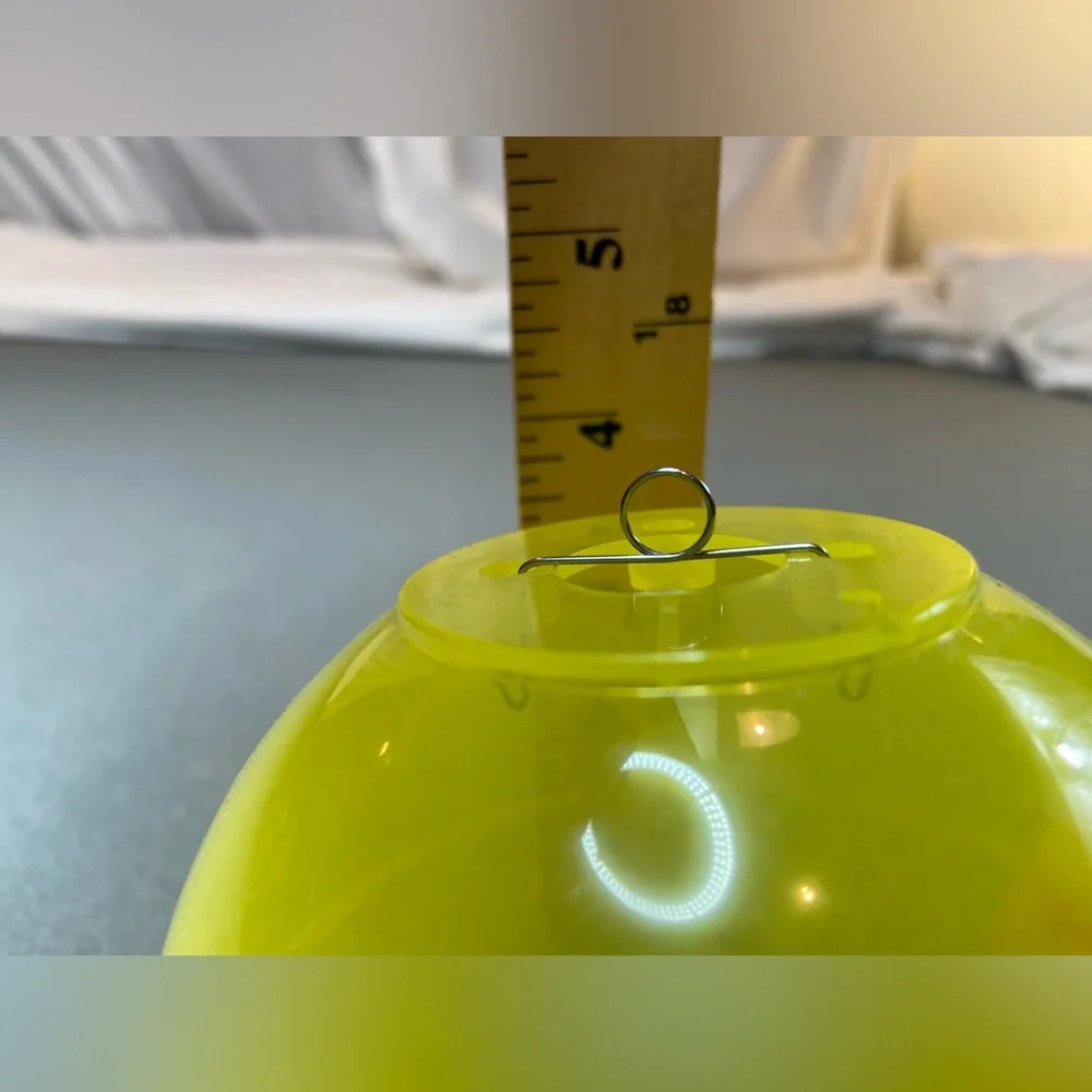 Solar‎ System Glow in the Dark 3-D Planets Hang from the ceiling New